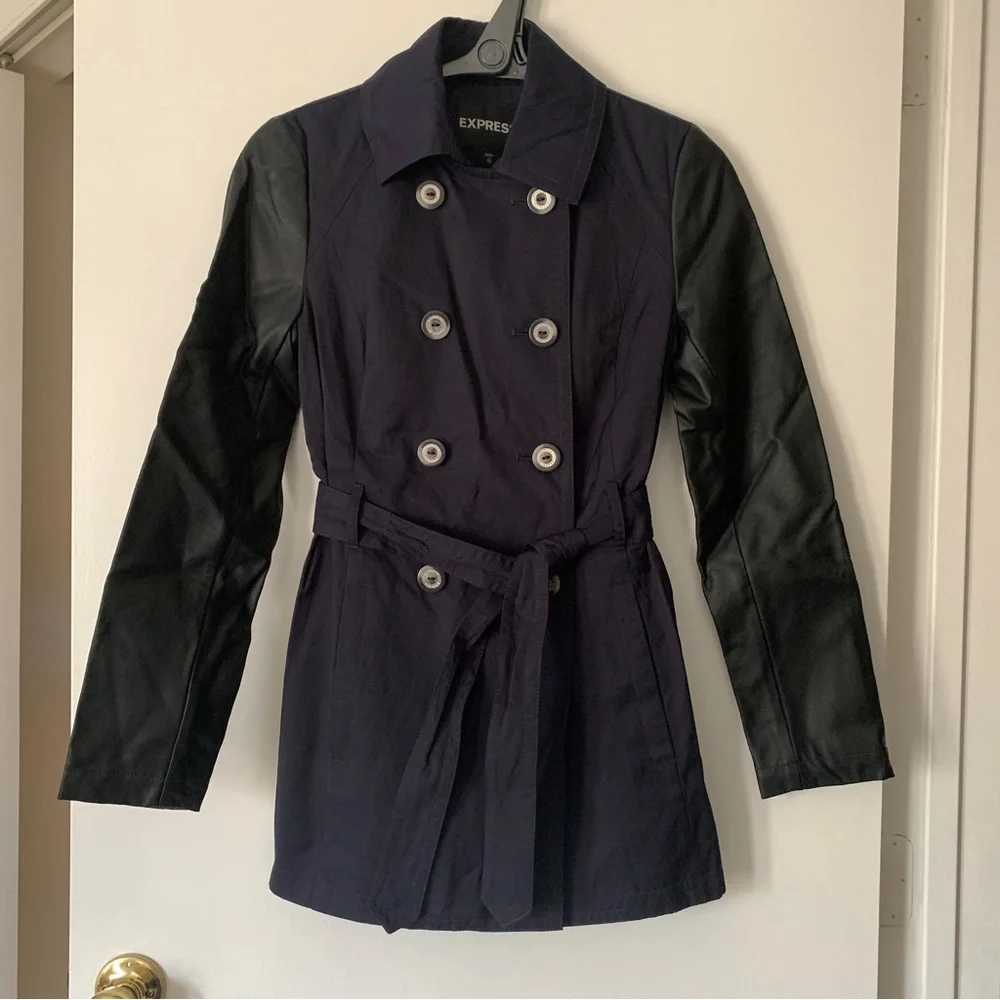 NWT Express Faux Leather Sleeve Trench Coat - Picture 2 of 5